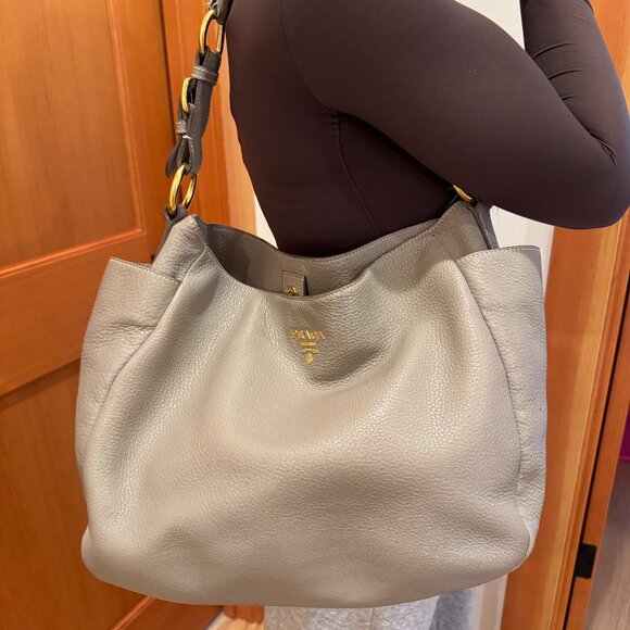 Authentic Prada Light tan shoulder bucket bag - Picture 1 of 16